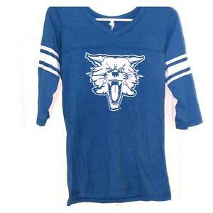 Kentucky wildcat half sleeve top